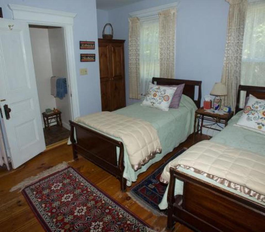 Blooming Inn Shelburne Falls Kültér fotó